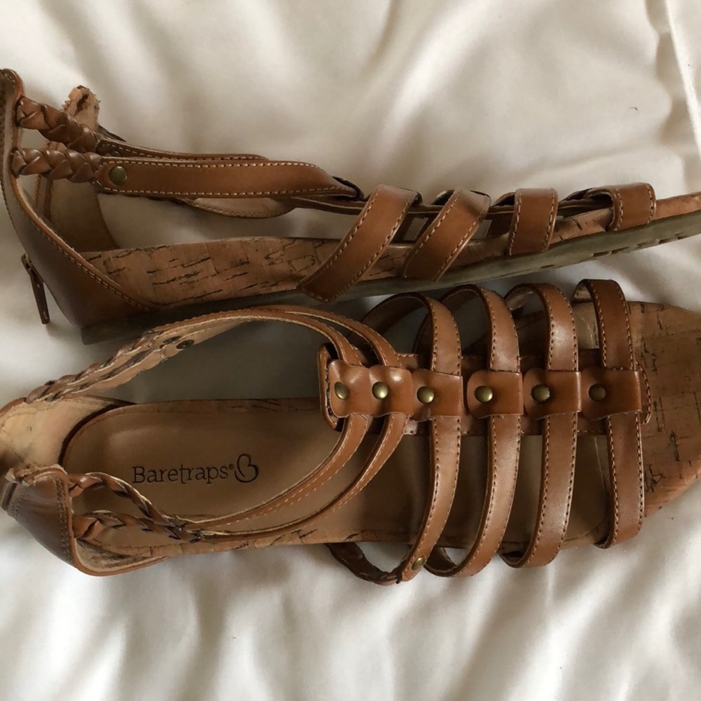 Baretrap brown strappy sandals